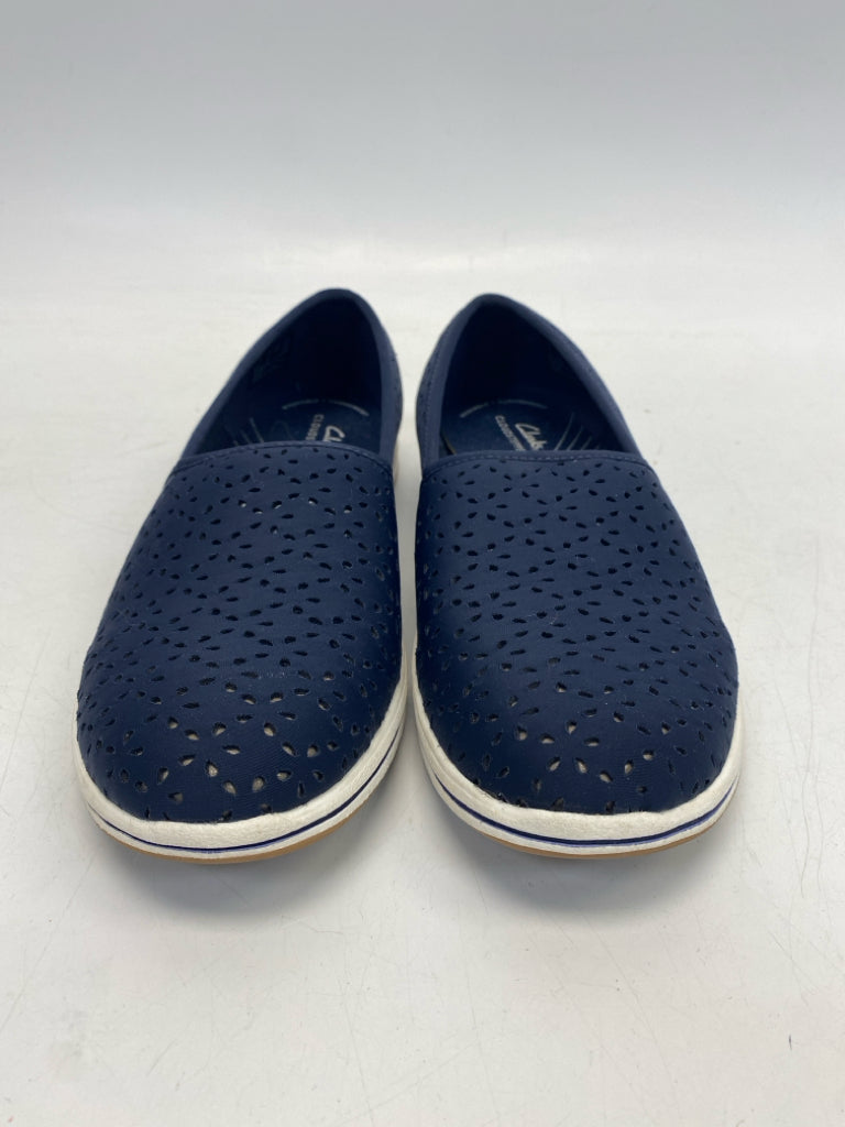 Clarks US Shoe Size 8.5 Navy Perforated Sneakers