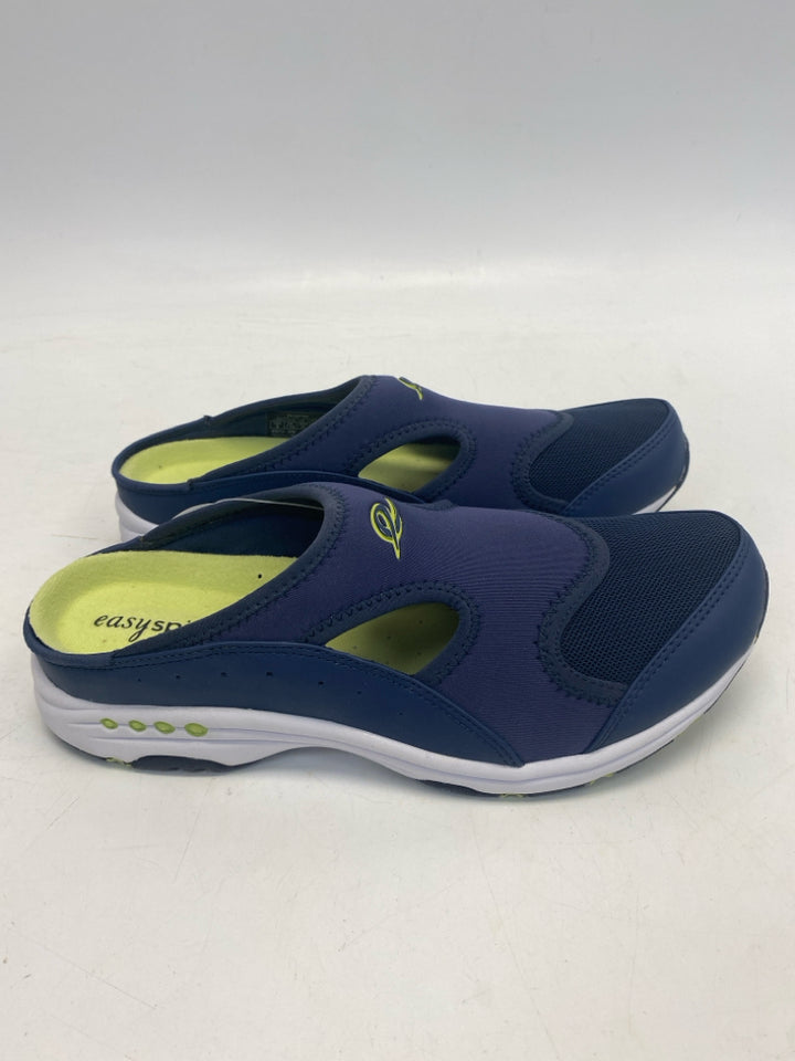 NWT Easy Spirit  Size 9 Navy Neoprene Sneakers