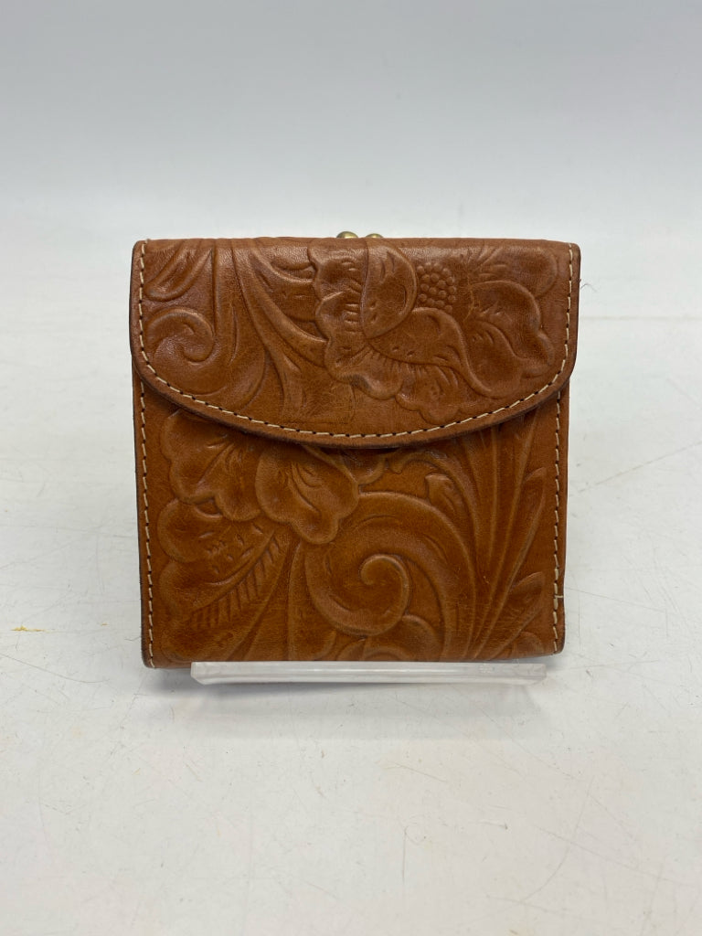 Patricia Nash Brown Wallet