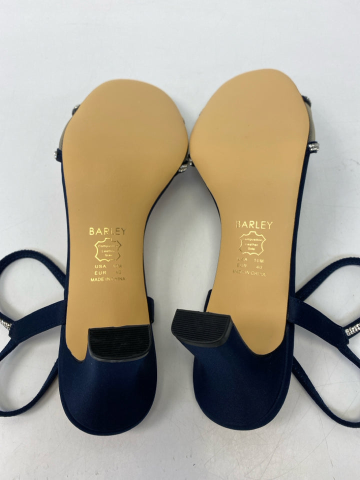 NWOT Nina  Size 10 Navy White Rhinestone(s) Sandals