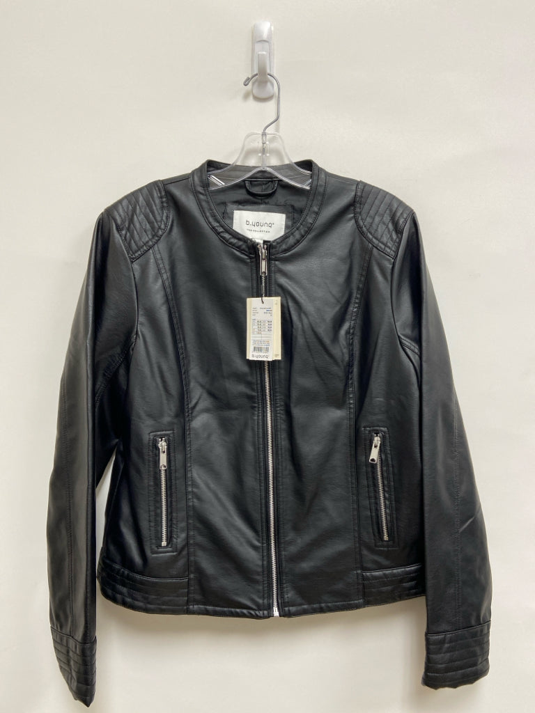 NWT Size M Black Zip Down Ladies Jacket