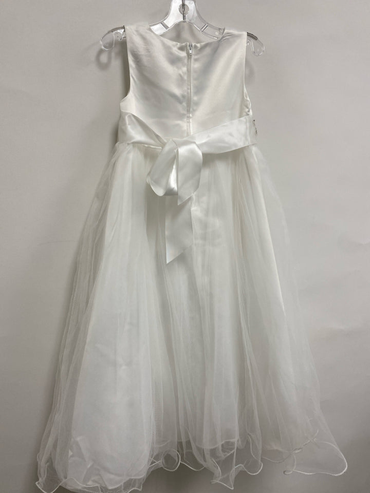 Chantilly Place SIZE 4T White Flowers Sleeveless Girl&