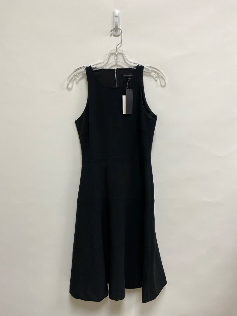 NWT Banana Republic Size 4 Black Sleeveless Ladies Dress