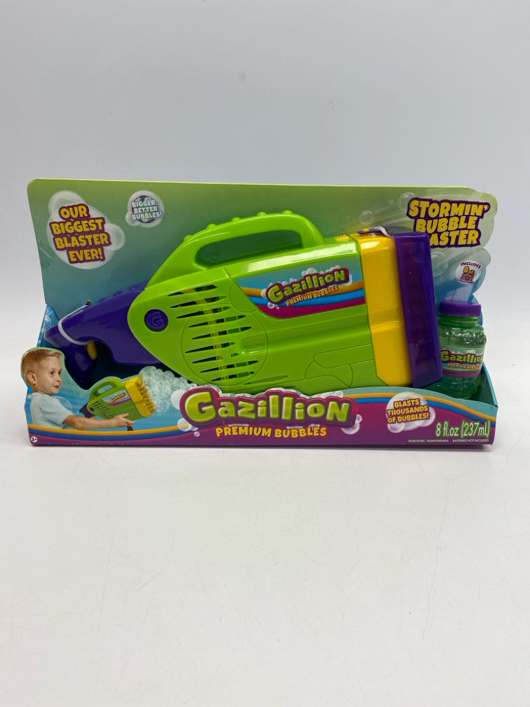 NEW Green Purple Outdoor Toy