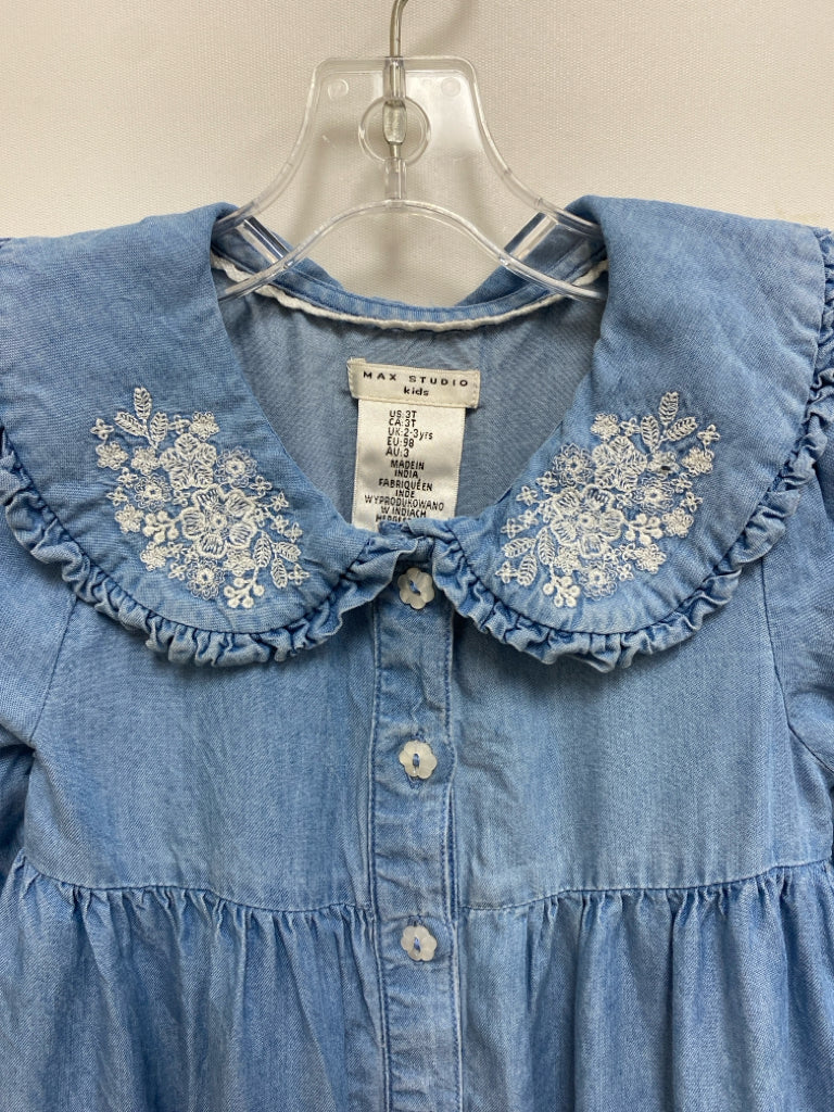 Max Studio SIZE 3T Chambray White Flowers Girl&