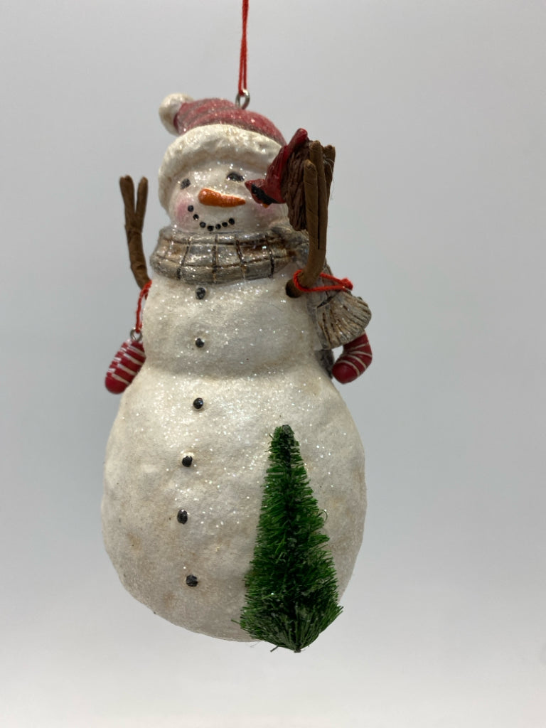 NWT Demdaco White Red Cardinal Ornaments