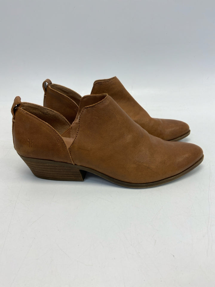 Frye  Size 8.5 Brown Boots