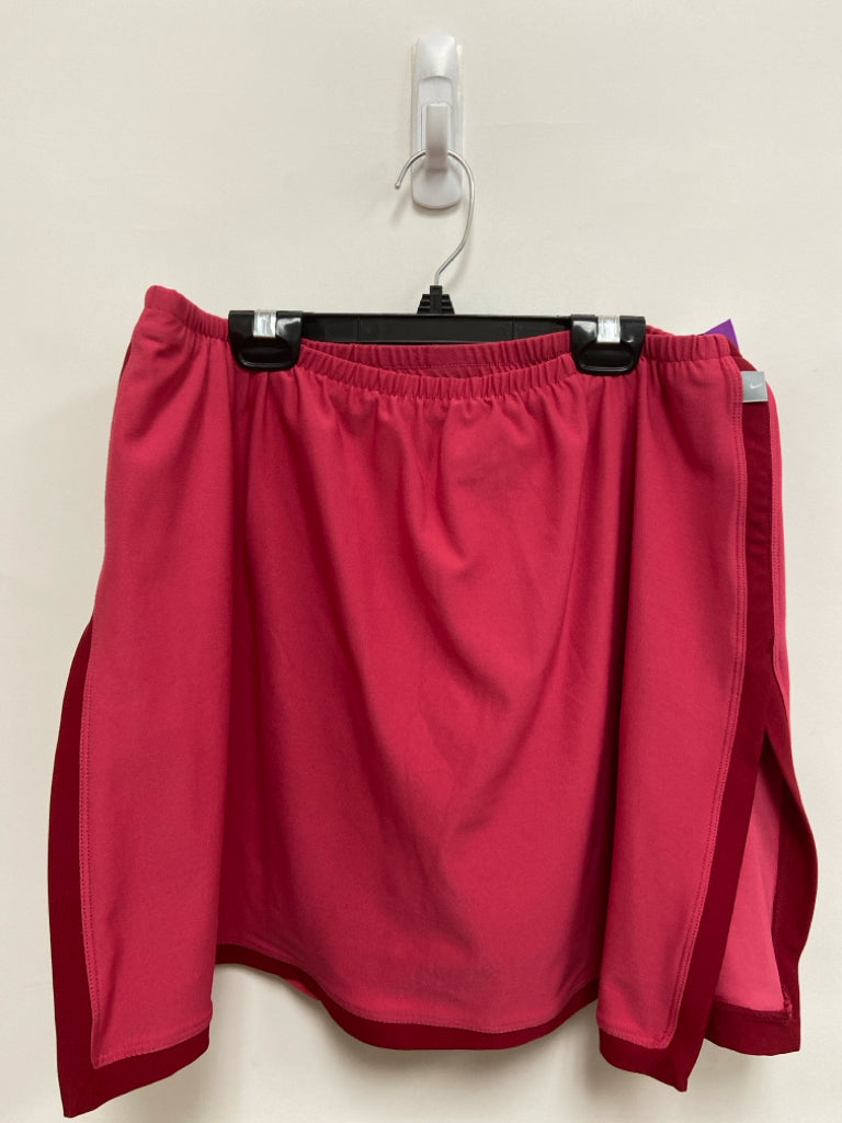 Nike  SIZE  16/18 Red Trimmed Plus Size Athletic Skort