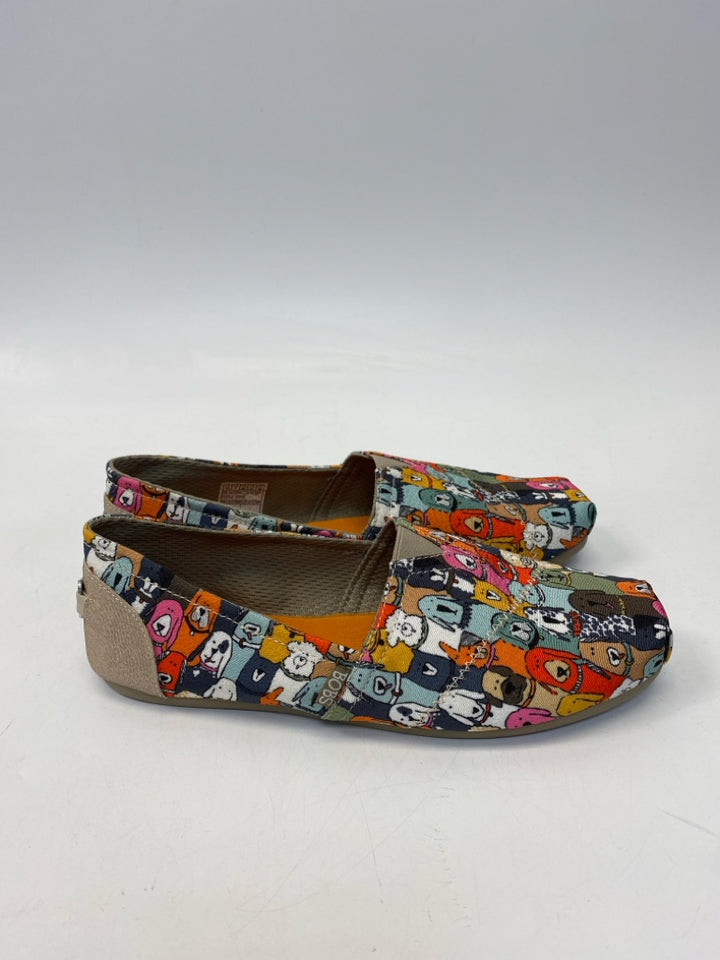 NWOT Skechers  Size 10 Multi-Color Dog(s) Flats
