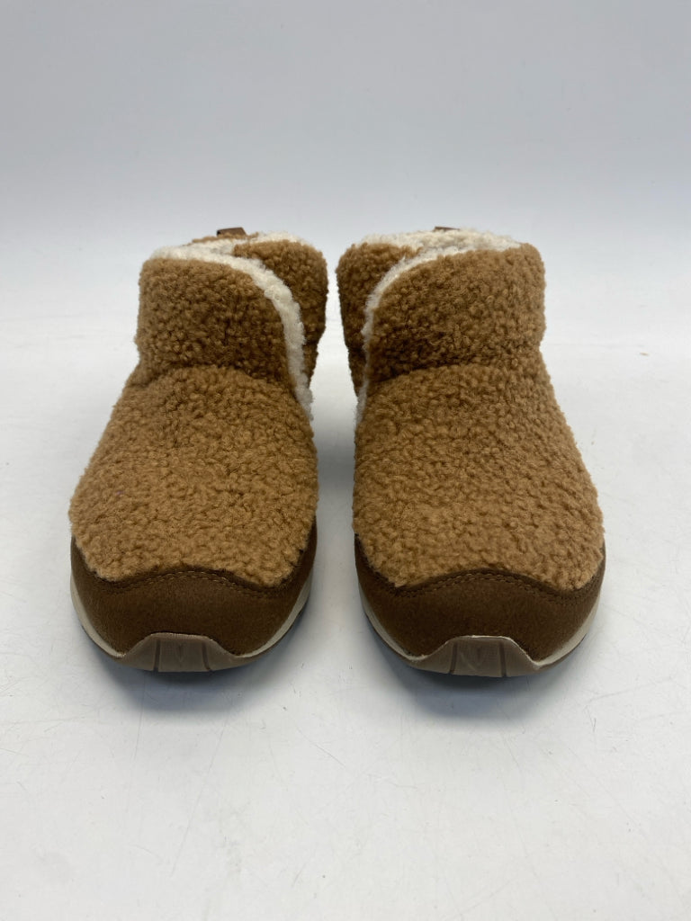 Easy Spirit US Shoe Size 9.5 Brown Sherpa Boots