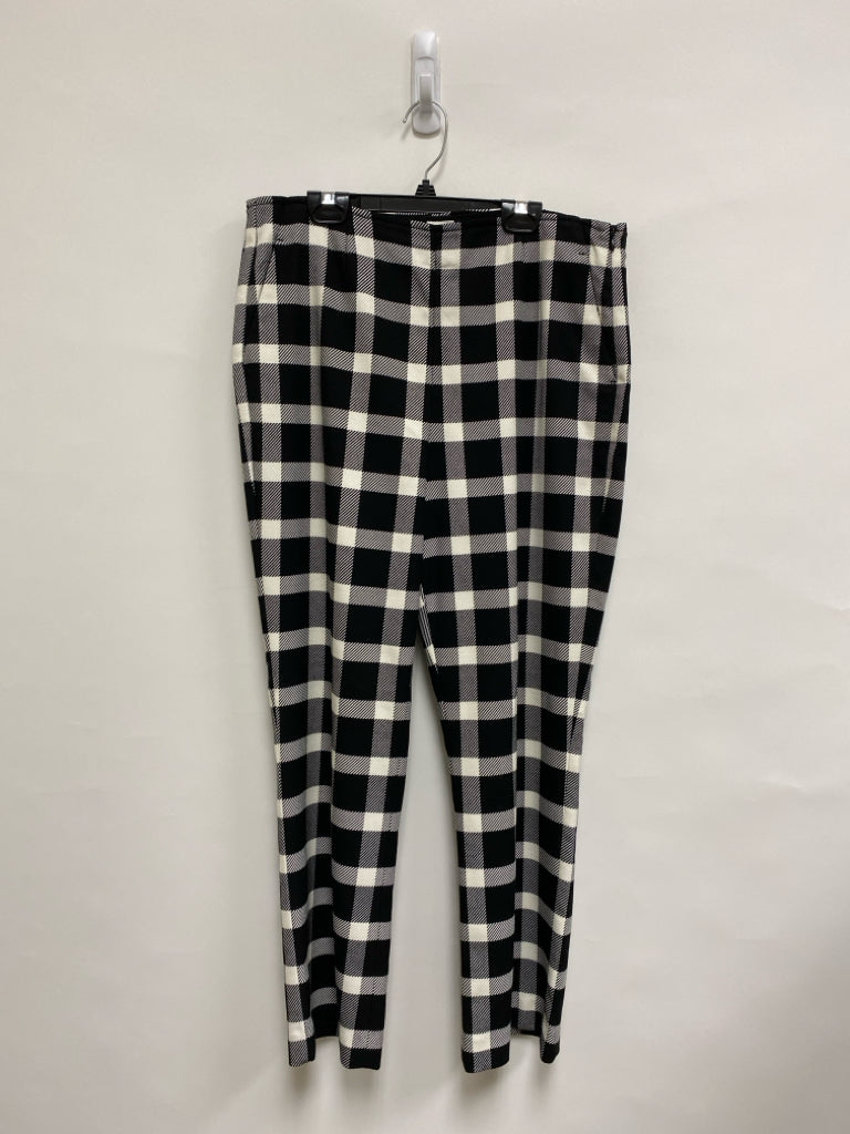 Gap Size 10 White Black Checkered Ladies Pants