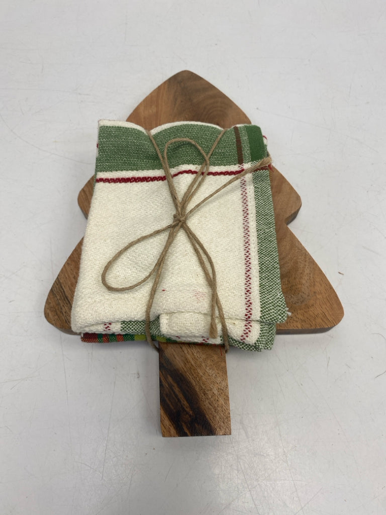 Brown Green/Red Wood Christmas
