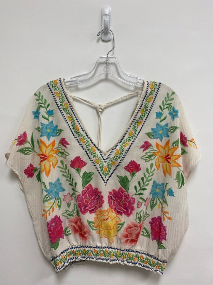 Flying Tomato Size L Cream Green/Multi Flowers Cropped Ladies Top