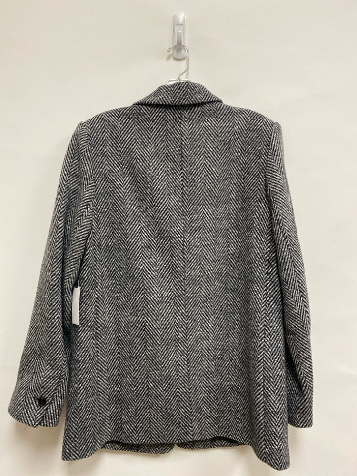 NWT ASTR Size M Gray/Black Herringbone Ladies Jacket