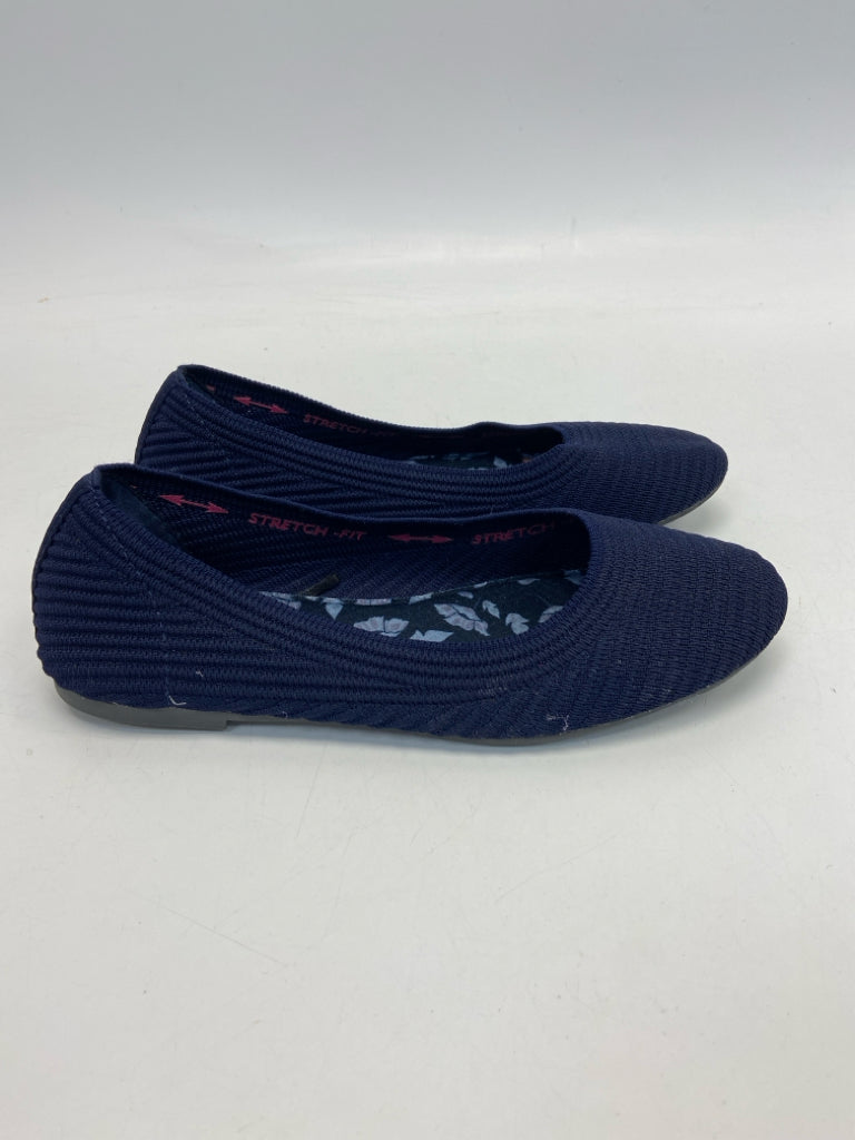 Skechers  Size 7.5 Navy Ribbed Knit Flats