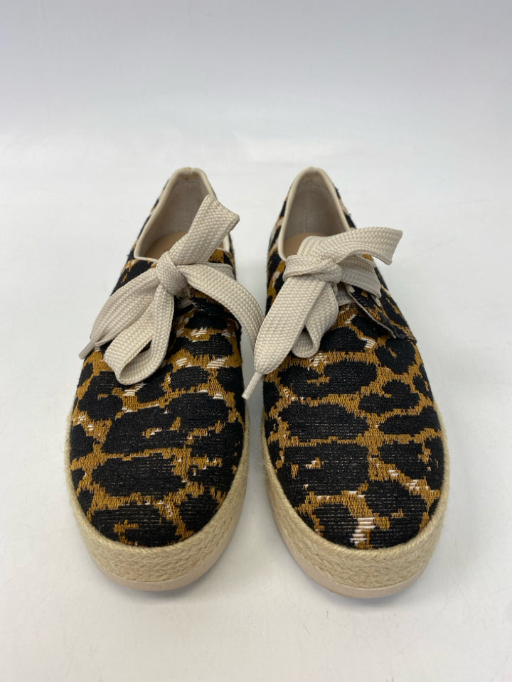 Crown &amp; Ivy  Size 8 Brown/Black Animal Print Sneakers