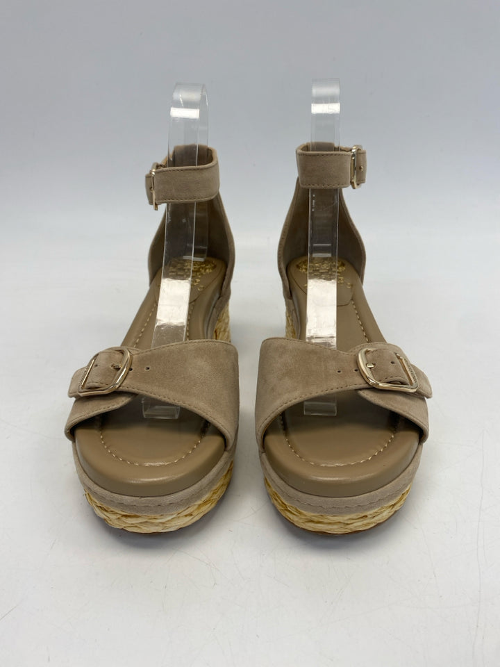 VINCE CAMUTO  Size 6.5 Tan Buckle(s) Sandals