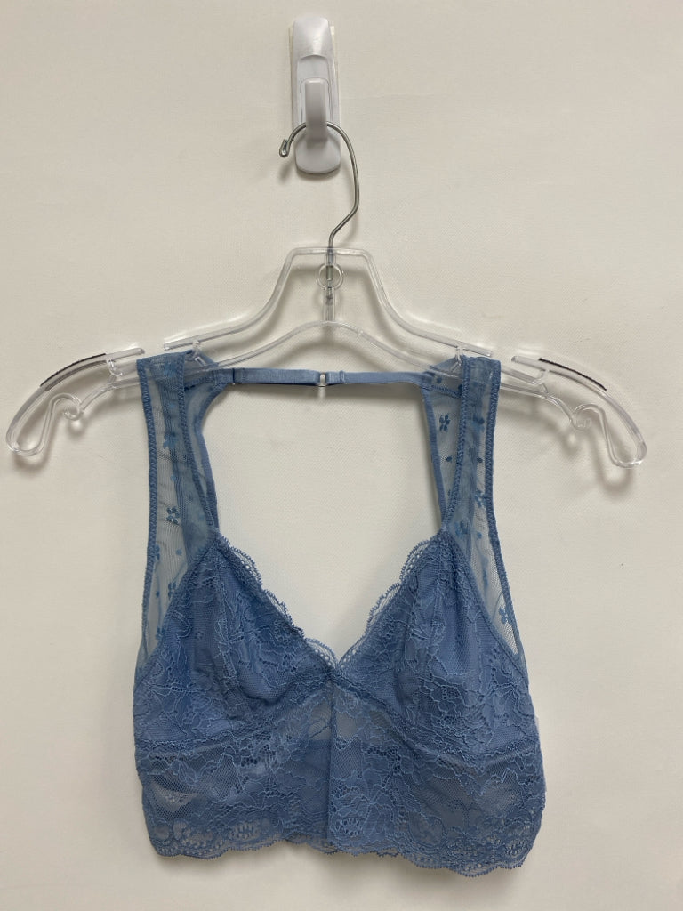 NWT Urban Outfitters Size M Dusty Blue Lace Ladies Bra