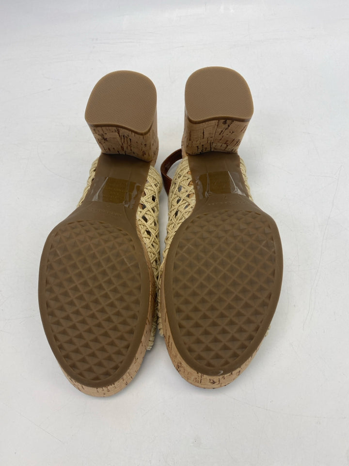 NWOT Aerosoles  Size 7 Natural Sandals