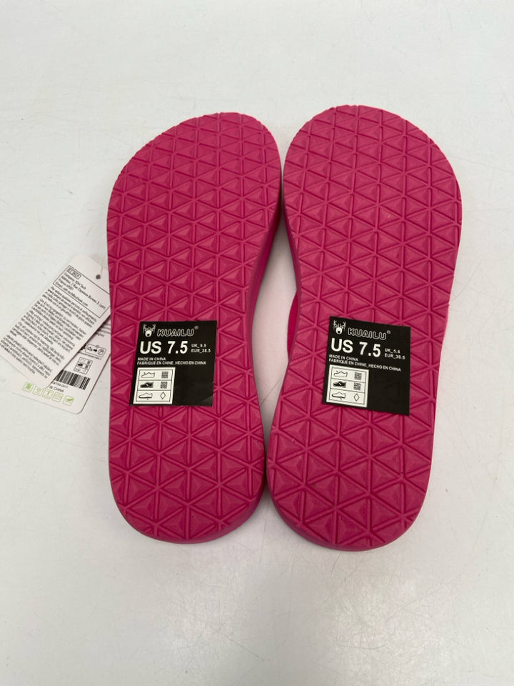 NWT  Size 7.5 Hot Pink Sandals