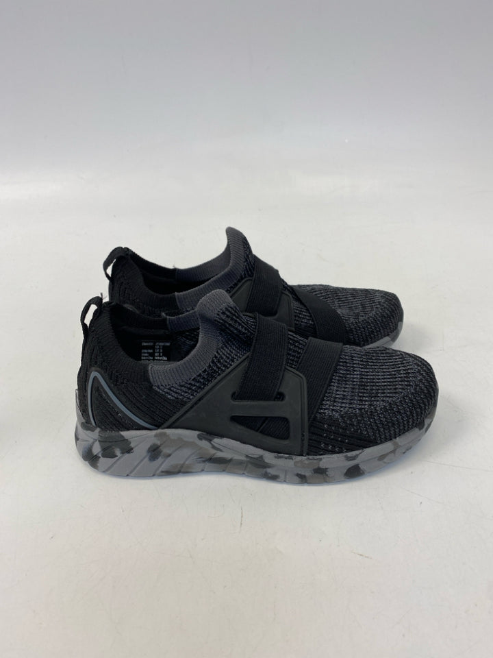 SIZE 12 Black Gray Boy&