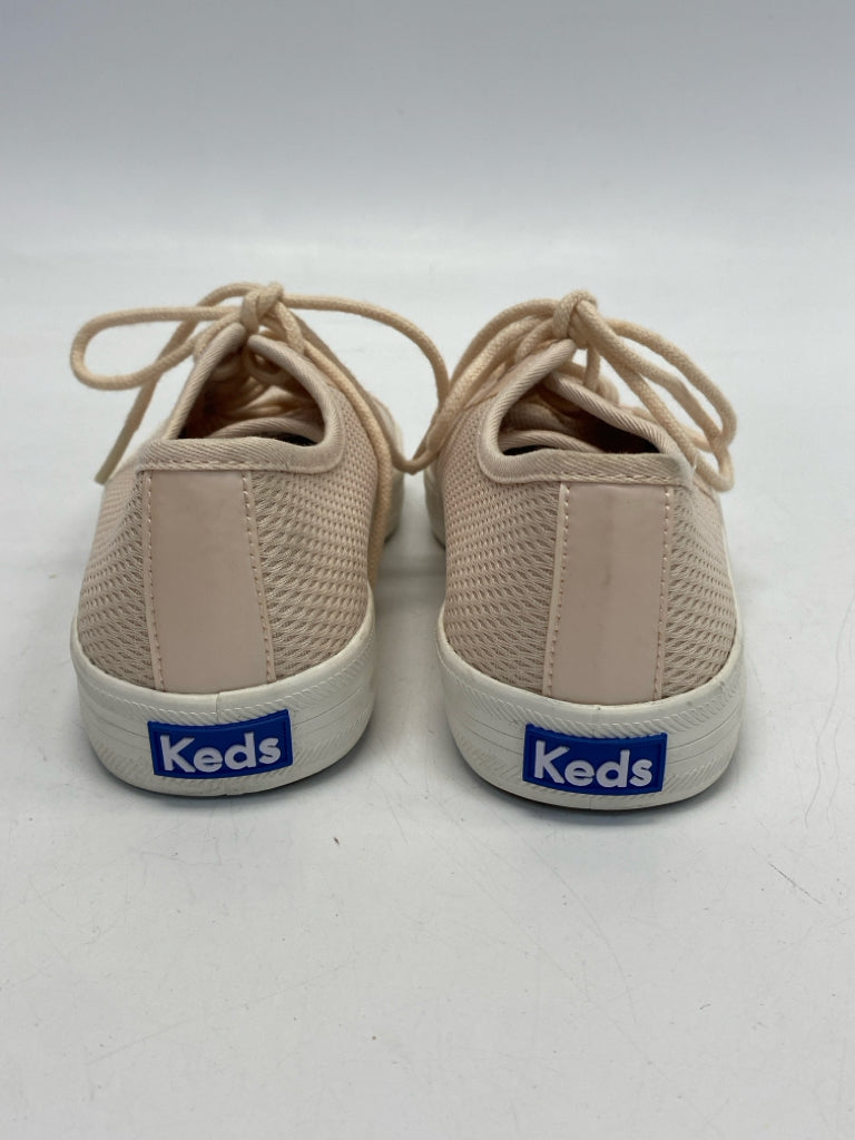 Keds  Size 5.5 Peach Lace-up Sneakers