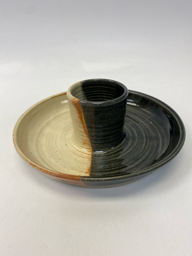 Gray Cream Pottery Pottery