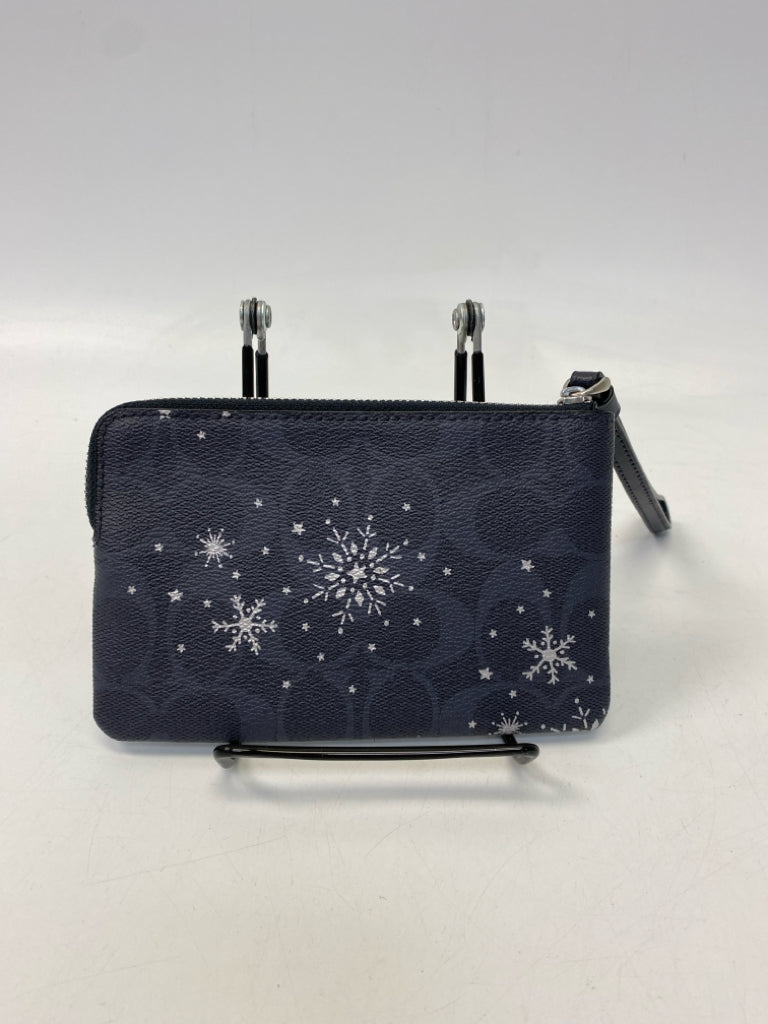 Coach Navy Silver Snowflake(s) Corner Zip Wristlet C1862