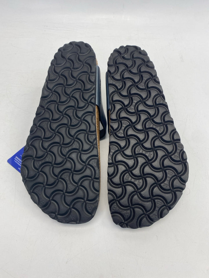 NWT Birkenstock EU Shoe Size 37 US Shoe Size 6 Pewter Sandals