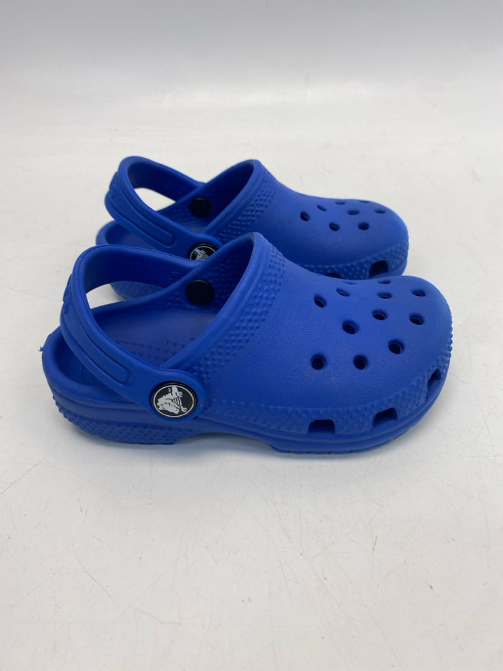 Crocs SIZE 8 Blue Boy&