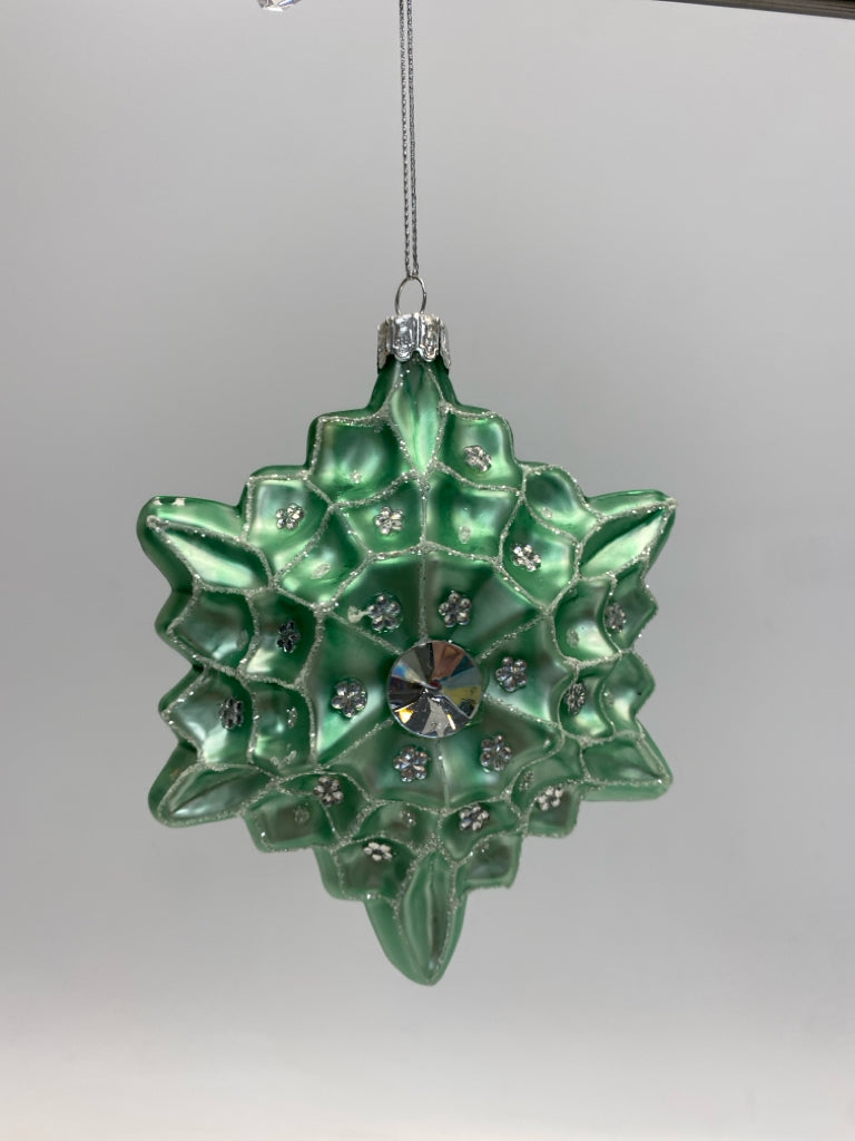 Green Ornaments