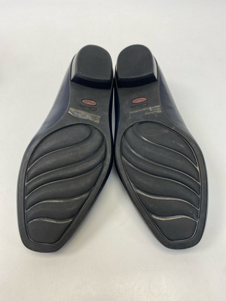 NWOT Clarks  Size 9.5 Navy Flats
