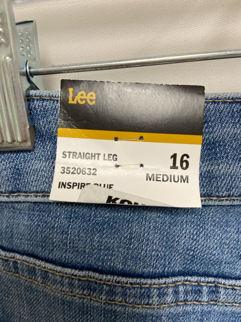 NWT Lee  SIZE  16 Faded Blue Plus Size Jeans