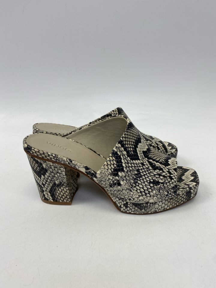 VINCE.  Size 8.5 Cream Black Snakeprint Sandals