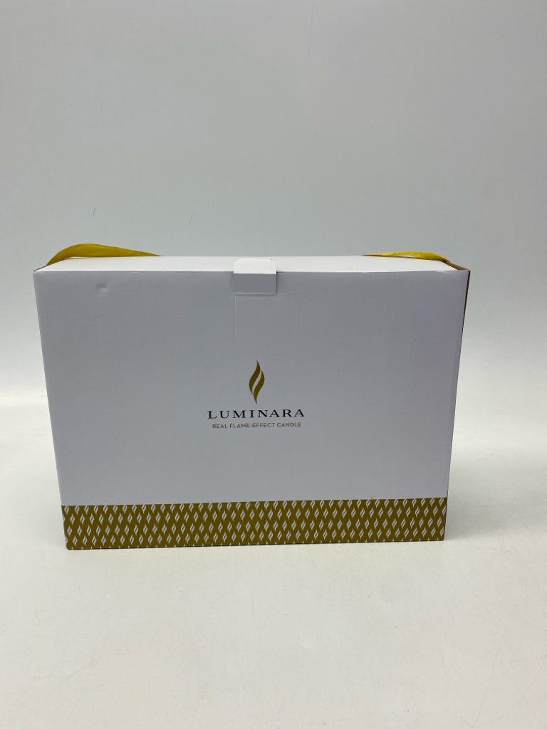 NEW/BOX Luminara Gold Glitter Candle