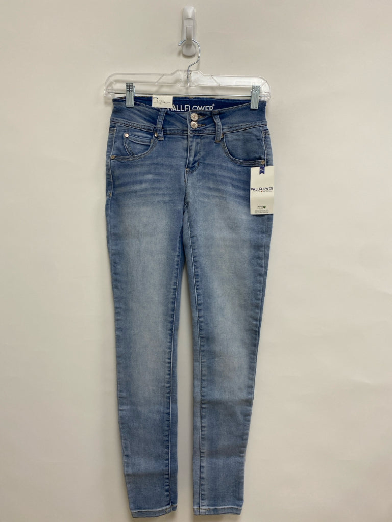 NWT Wallflower Size 1 Light Blue Ladies Jeans