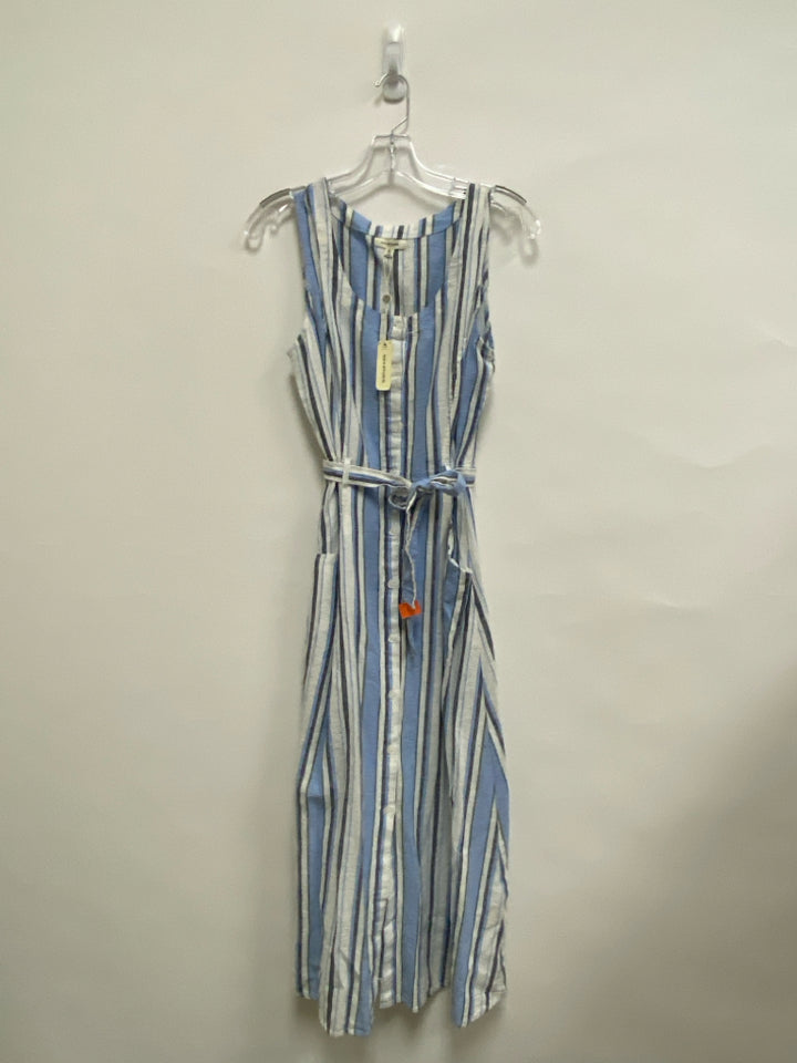 NWT Max Studio Size M White/Black Navy Stripes Sleeveless Ladies Dress