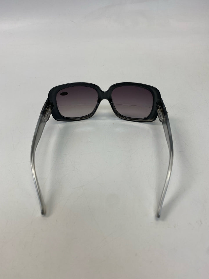 NWT Black Gray Sunglasses