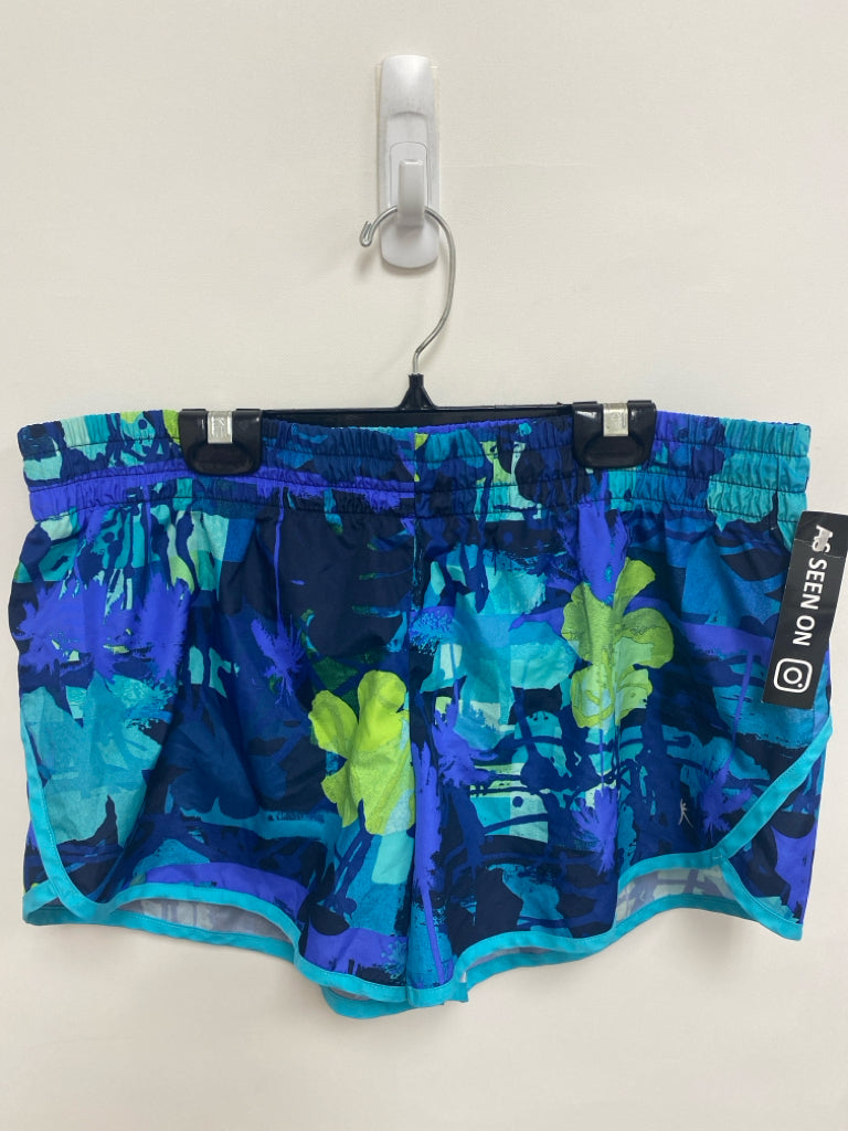 NWT Danskin Size L Turquoise Navy/Green Abstract Athletic Shorts