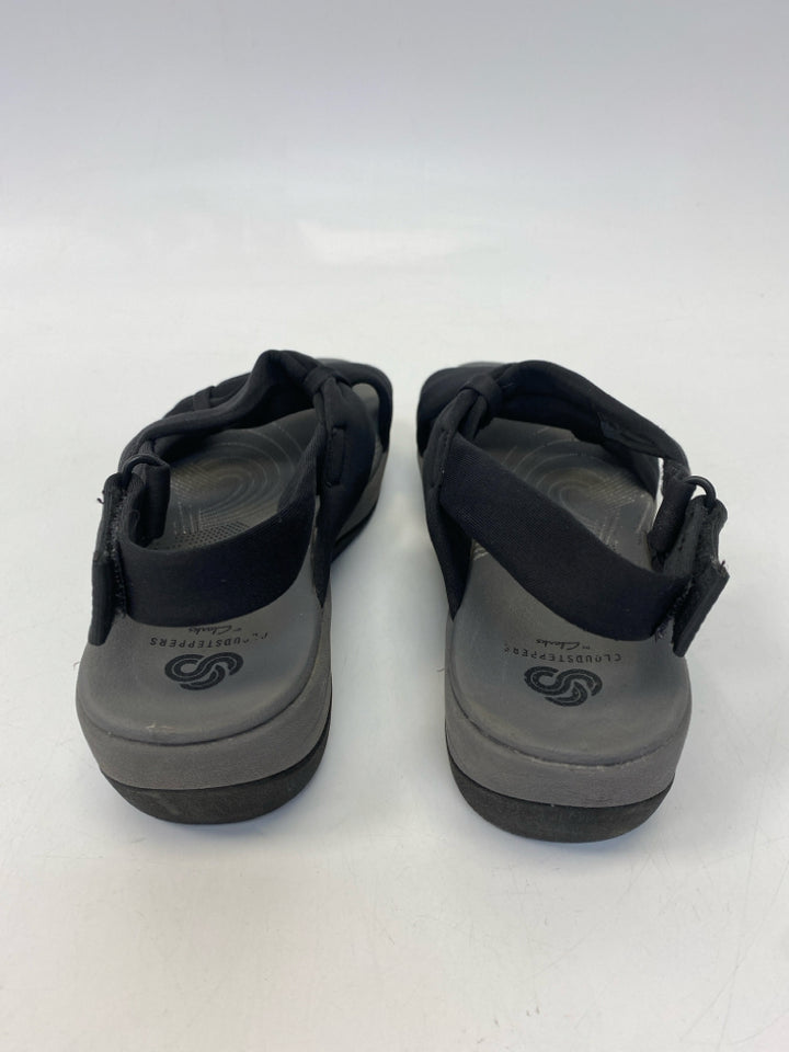 Clarks  Size 7 Black Knotted Sandals