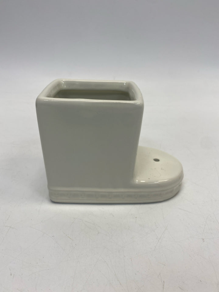 Nora Fleming Pearl Dot Cutie Container