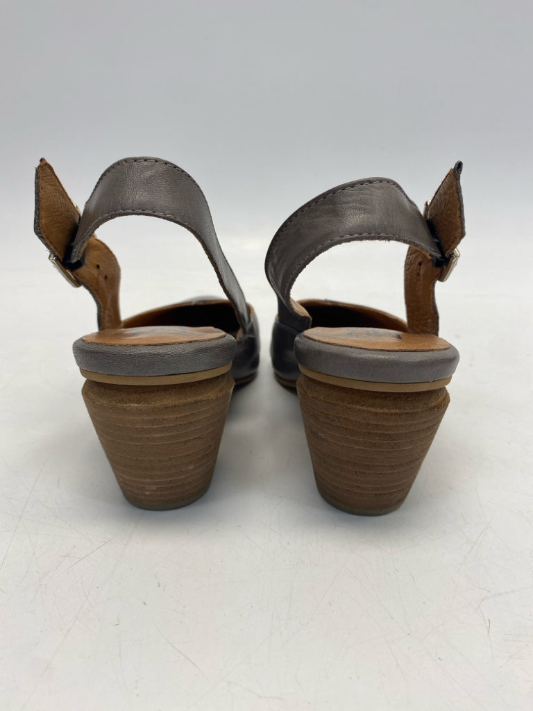 Miz Mooz EU Shoe Size 39 Taupe Heels