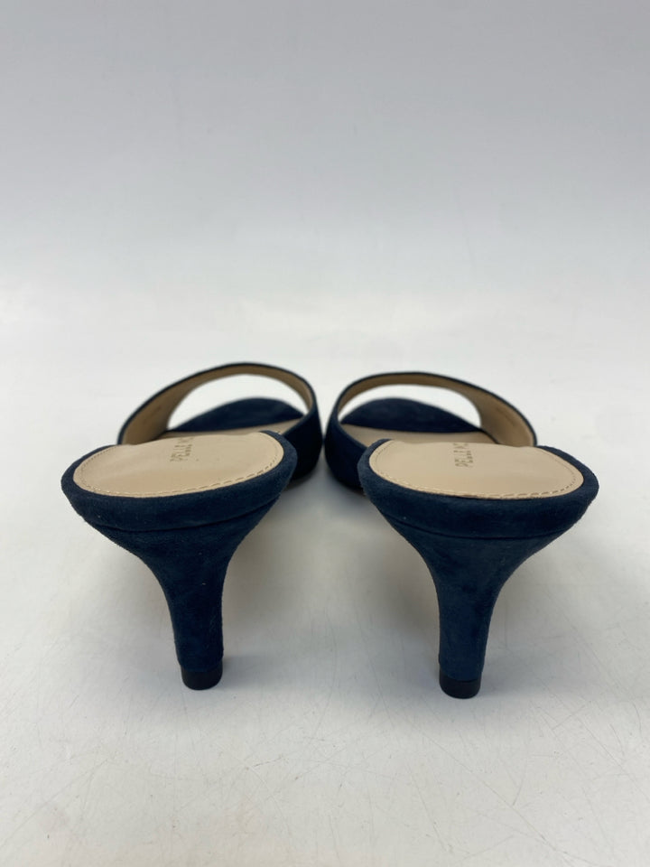 NWOT US Shoe Size 7 Dark Blue Heels