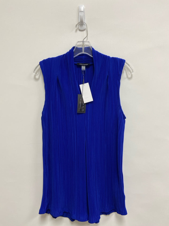 NWT Cable&amp;Gauge Size M Royal Blue Sleeveless Ladies Top
