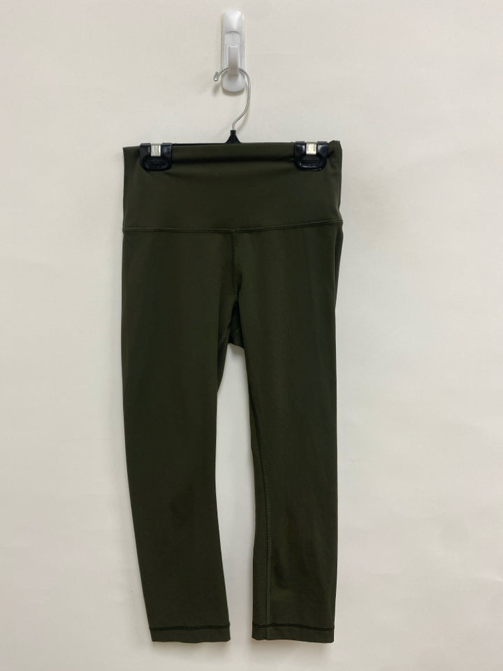 Lululemon Size 4 Dark Olive Cropped Athletic Capri