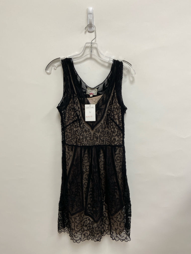 NWT Yoana Baraschi Size 6 Black Beige Lace Sleeveless Ladies Dress