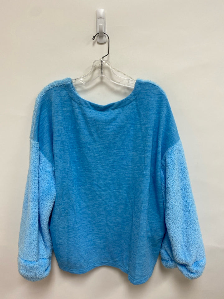 NWT Umgee Size M Light Blue Fuzzy Ladies Sweater