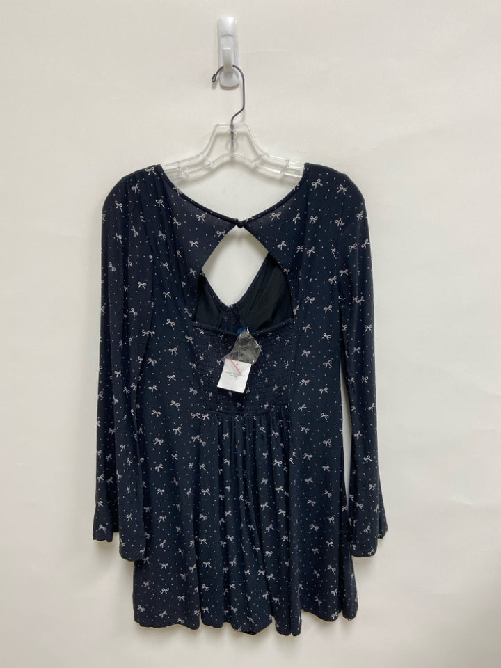 NWT American Eagle Size M Black White Bows Ladies Dress