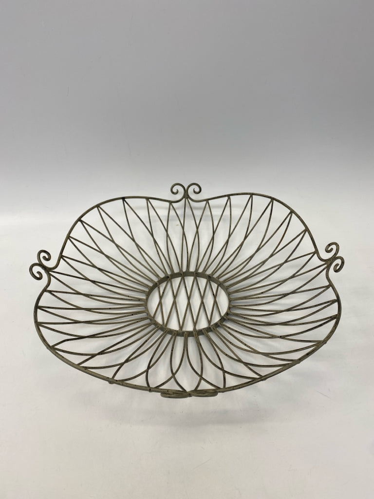 Silver/Gray Cut-Out Basketweave Basket