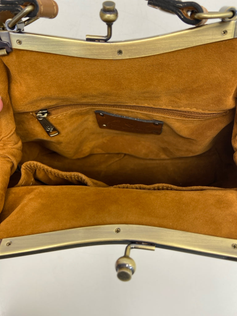 Patricia Nash Natural Handbag